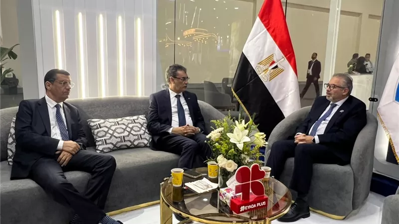 التأمين الصحي الشامل تستعرض التجربة المصرية وتوسع آفاق التعاون الدولي