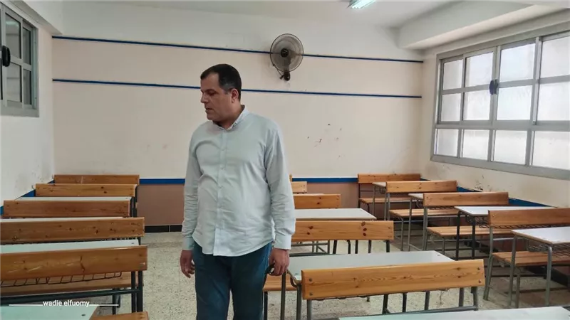 وكيل تعليم دمياط يتفقد لجان كفر سعد وفارسكور استعدادا للثانوية العامة اليوم