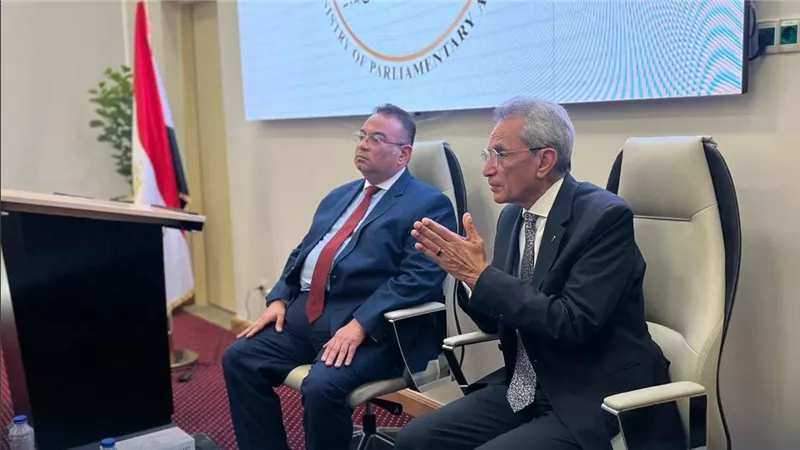 لخدمة المواطن.. وزير المجالس النيابية يشدد على سرعة الاستجابة للطلبات البرلمانية