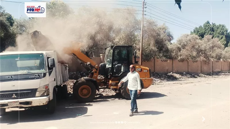 حملات مكثفة للنظافة ورفع الإشغالات وتحسين المظهر الحضاري بالفيوم وسنورس