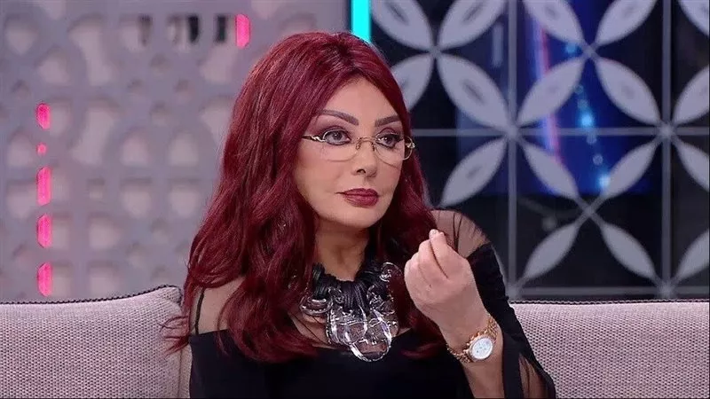 بعد غياب.. نبيلة عبيد تستعد لتقديم «يا ابنتي لا تحيريني معك» إذاعيًا