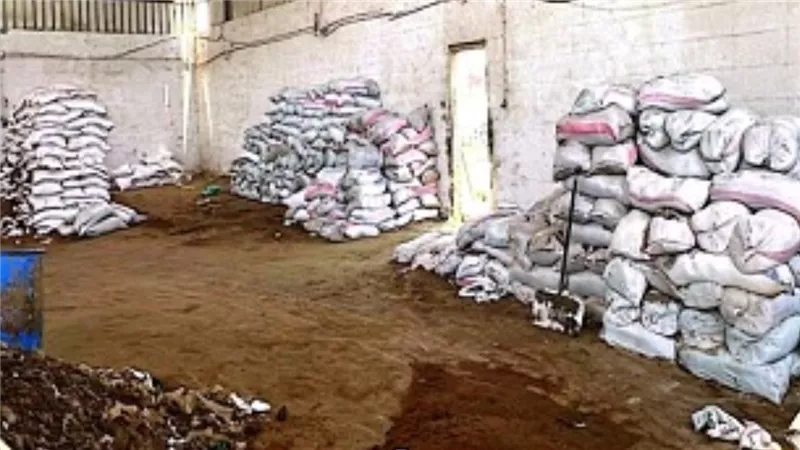 سقوط مصنع الموت الحيواني.. ضبط 460 طن من الأعلاف المغشوشة بالمنوفية