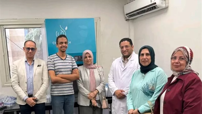 محافظ الغربية يعلن بدء التشغيل التجريبي لأول وحدة PCR بمركز أورام طنطا