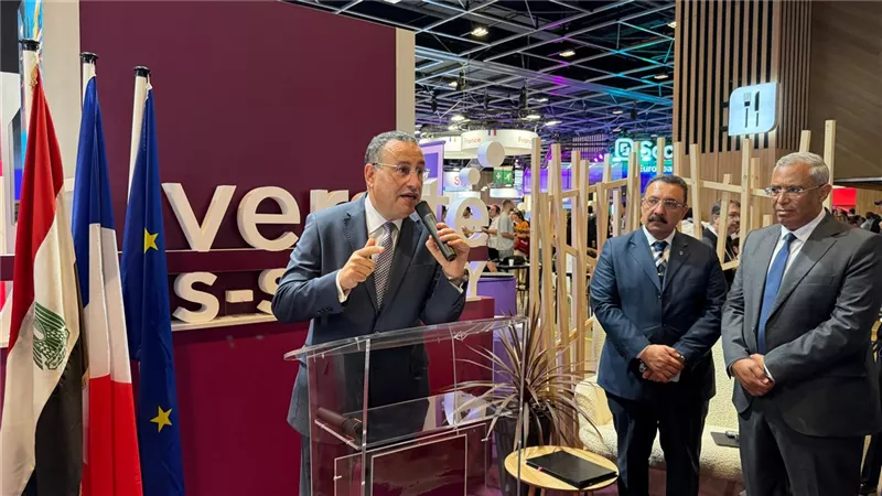 وزير التعليم العالي يشارك في فعاليات معرض Viva Technology 2026 بفرنسا 