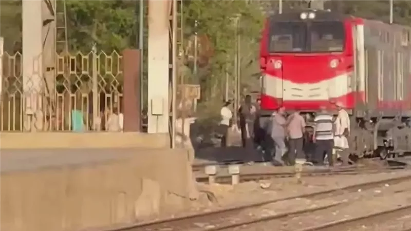 تأكيدا لـ نيوز رووم.. السكة الحديد: لا إصابات في واقعة خروج قطار بمحطة طنطا