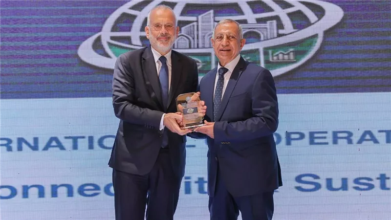 الأكاديمية العربية تطلق 