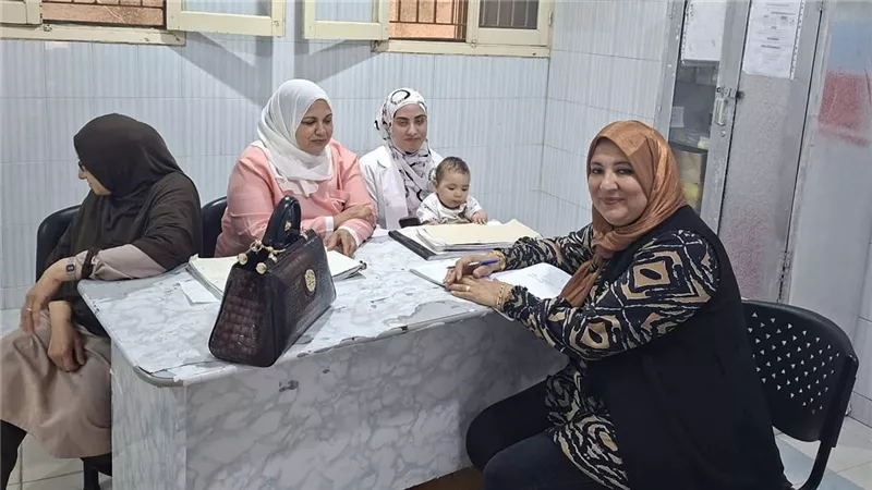 وكيلة صحة دمياط تتابع مراكز طب الأسرة للتأكد من انتظام العمل 