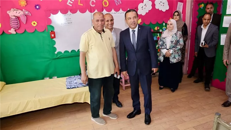 محافظ المنوفية يتفقد الجاهزية الكاملة لعدد من لجان امتحانات الثانوية العامة