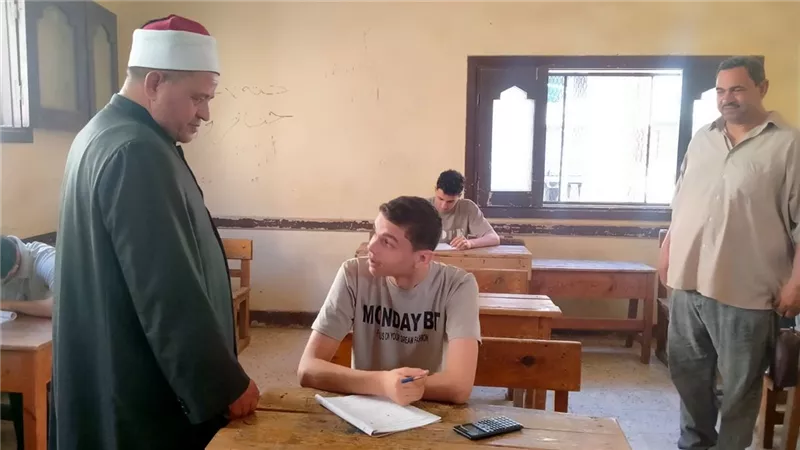 الثانوية الأزهرية 2026.. اليوم 82 ألف طلاب بالقسم الأدبي يؤدون امتحان الإحصاء