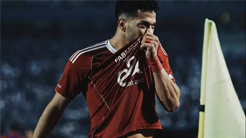 نادي تركي يطلب إمام عاشور بـ 5 ملايين دولار والأهلي يرفض