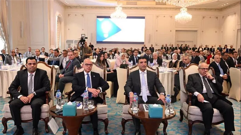 وزيرا الاستثمار والصناعة يوقعان اتفاقية بـ557 مليون جنيه لدعم الصادرات المصرية