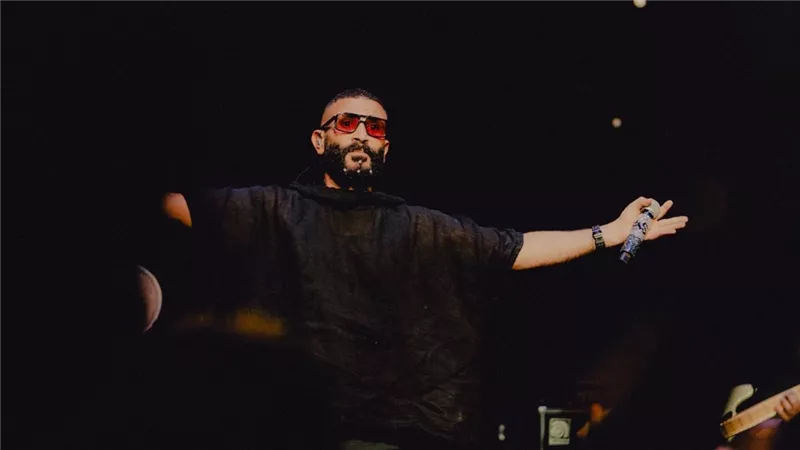 أحمد سعد يصبح أول فنان عربي يحيى حفل كامل العدد على مسرح الأوسكار| صور