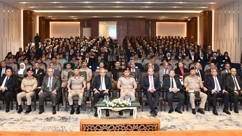 الأكاديمية العسكرية المصرية تحتفل بتخريج مرشحي التعيين بعدد من الوزارات