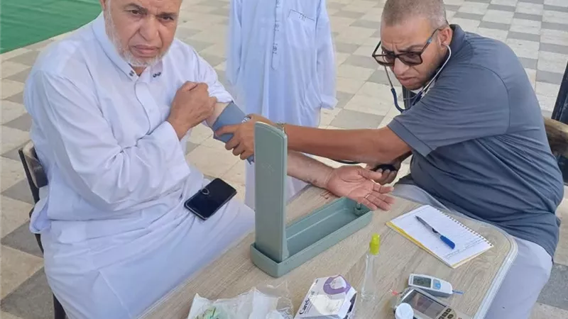 ضمن المبادرات الرئاسية.. فحوصات مجانية وتوعية صحية لأهالي التوفيق بالسويس