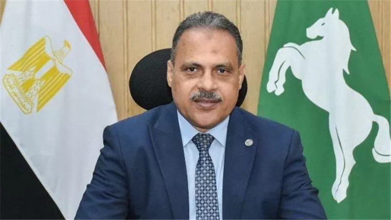محافظ الشرقية يوجه بصيانة وتركيب مراوح بلجان الثانوية العامة  