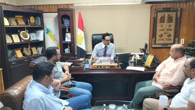 سوهاج تلحق بقطار التأمين الصحي الشامل قريباً..ودويدار يعقد اجتماعاً تحضيرياً