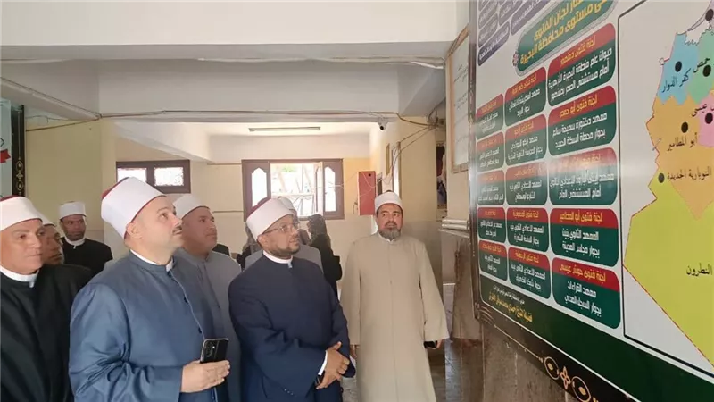 أمين مجمع البحوث يدعو بالتوسع في البرامج التوعوية المرتبطة بالقضايا المجتمعية