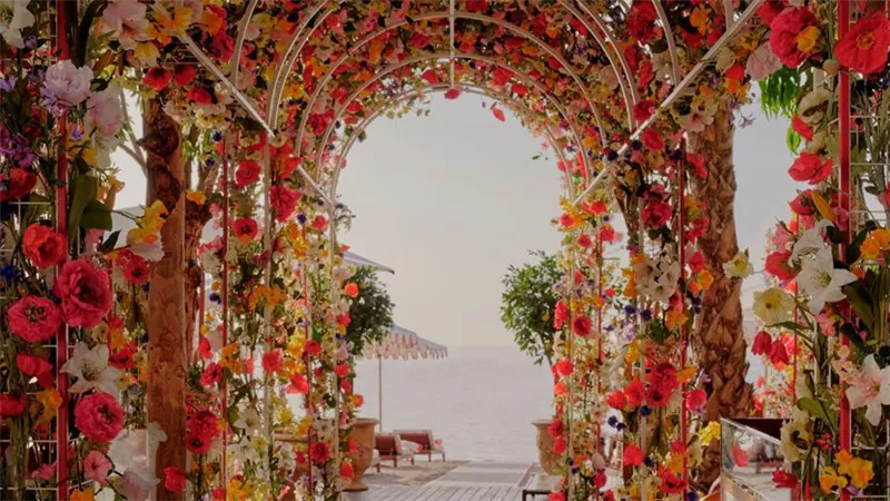 جوتشي في مونت كارلو للاحتفاء بـ 60 عاما على نقشة Flora