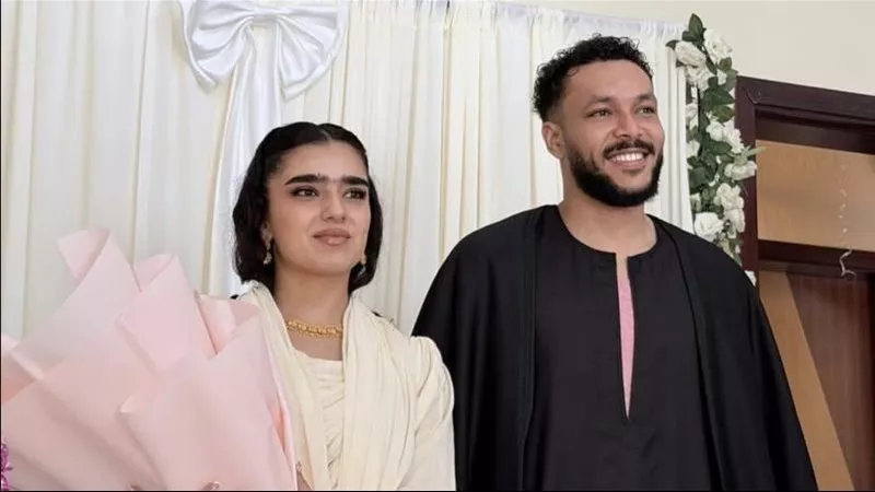 نور العزاوي زوجة ويجز تهدد باتخاذ الإجراءات القانونية ضد المتنمرين عليها 
