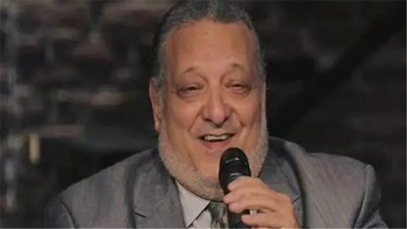 انقلاب سيارة المنشد أحمد الكحلاوي ونقله للمستشفى بعد تعرضه لحادث سير