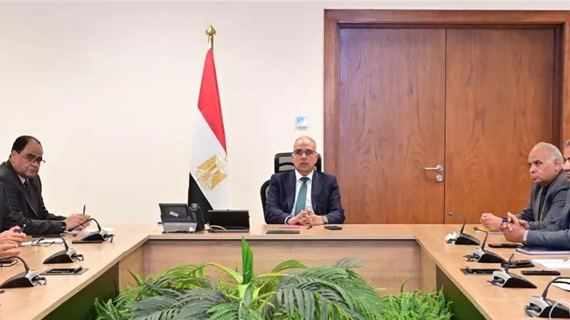  هاني سويلم يتابع جاهزية أجهزة الوزارة للتعامل مع الأزمات والطوارئ