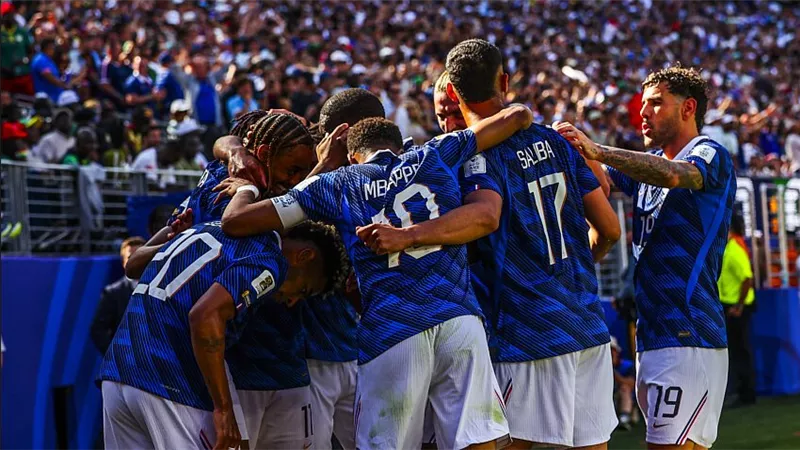 عواصف رعدية تهدد مباراة فرنسا والعراق في كأس العالم