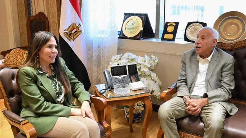رئيس نادي الزمالك يقدم الشكر لوزيرة الإسكان لدعمها ملف أرض النادي