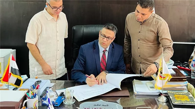 عميد إعلام أزهريعتمد نتائج الفرقتين الثانية والثالثة للعام الجامعي 2025/2026
