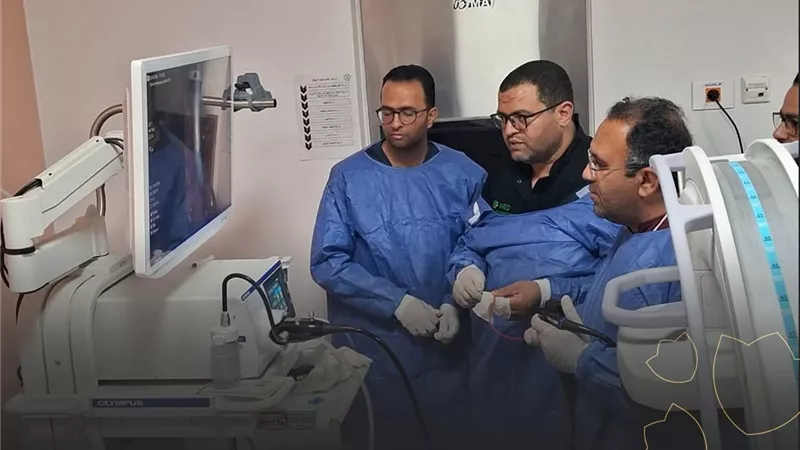 مجمع السويس الطبي يحقق إنجازا جديدا بإجراء 14 عملية مناظير متقدمة بنجاح