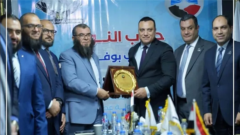 حزب النور يستقبل وفد تنسيقية شباب الأحزاب لبحث عدد من القضايا السياسية