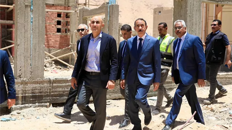 وزير التعليم ومحافظ سوهاج يتفقدان الأعمال الإنشائية للمشروعات التعليمية