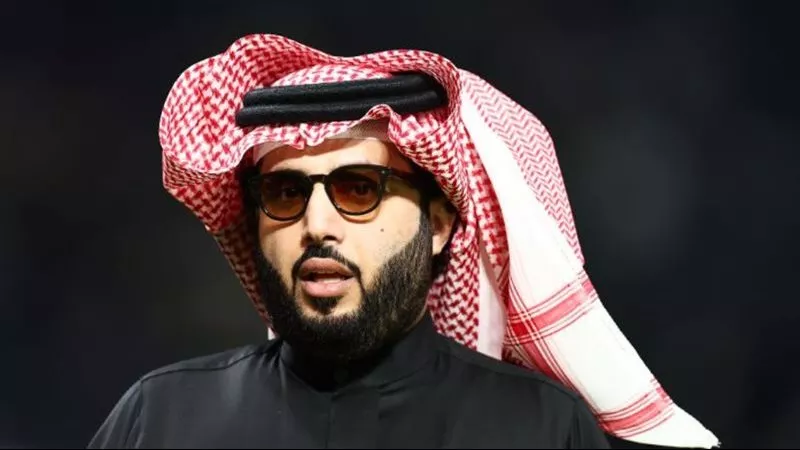 تركي آل الشيخ يكشف عن طريقة تعامله عندما تزداد الأمور صعوبة |فيديو 