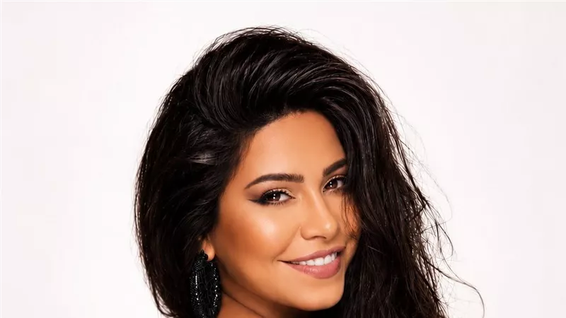    شيرين عبد الوهاب تفاجئ جمهورها وتكشف أول ملامح ألبومها الجديد.. السر في صورة الغلاف