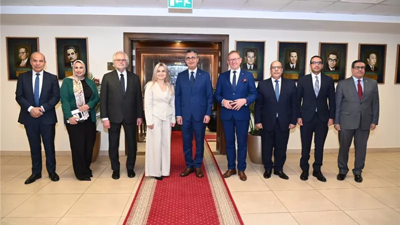 وزير التموين يبحث مع نائبة وزير الزراعة البولندي تعزيز الأمن الغذائي
