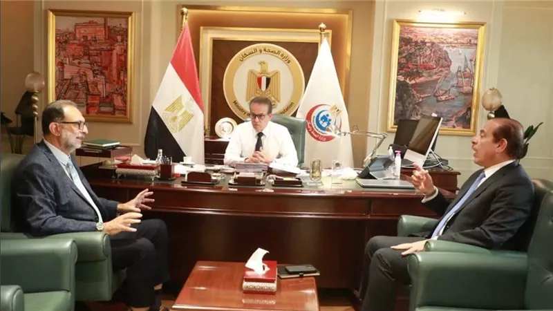 الرقابة الصحية على الغذاء بيد من؟.. اجتماع بين الصحة وسلامة الغذاء يحسم الجدل