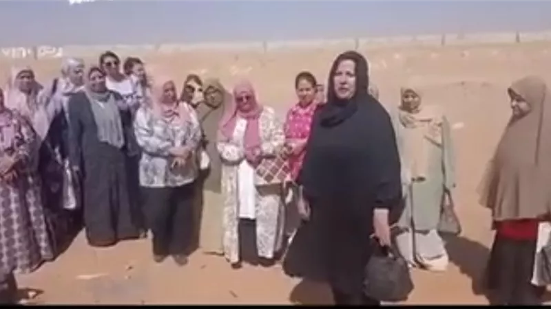 استغاثة من 33 معلمة بعد تعطل وسيلة نقلهن للجان امتحانات الثانوية العامة
