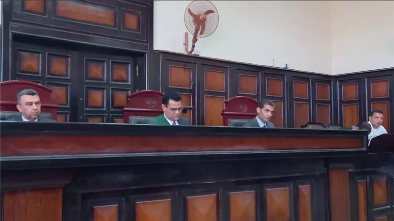 السجن المشدد لـ 3 متهمين في مقتل شخص بسبب خلافات بأسيوط  