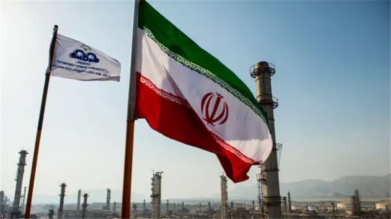 إيران: نحن أحرار في التصرف بأموالنا المجمدة ولا توجد قيود عليها