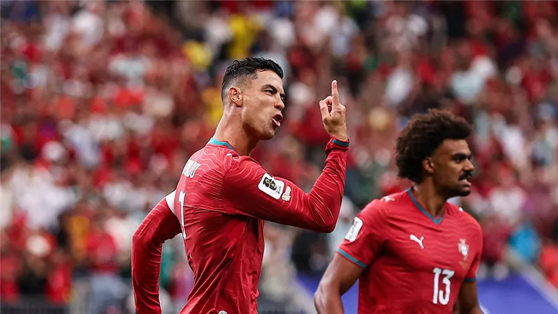 وداعا رقم أوزيبيو.. رونالدو الهداف التاريخي للبرتغال في كأس العالم
