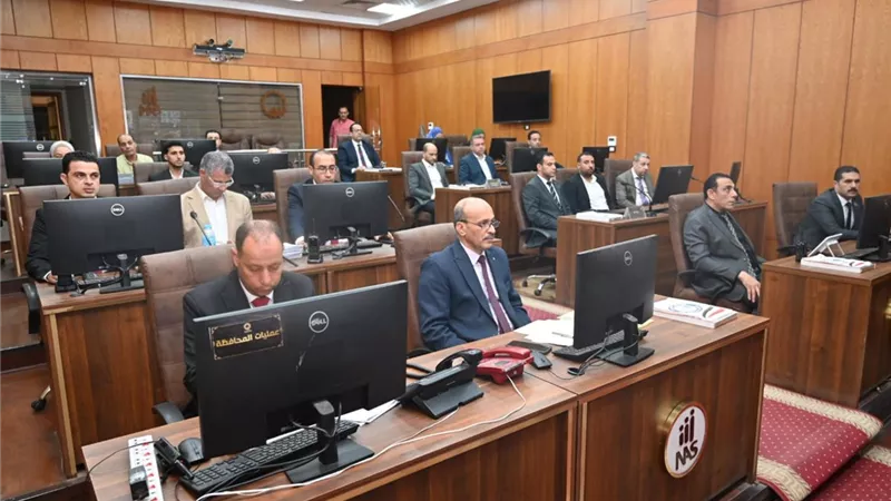 رفع درجة الاستعداد.. محافظ الغربية يراجع خطط مواجهة الأزمات والطوارئ