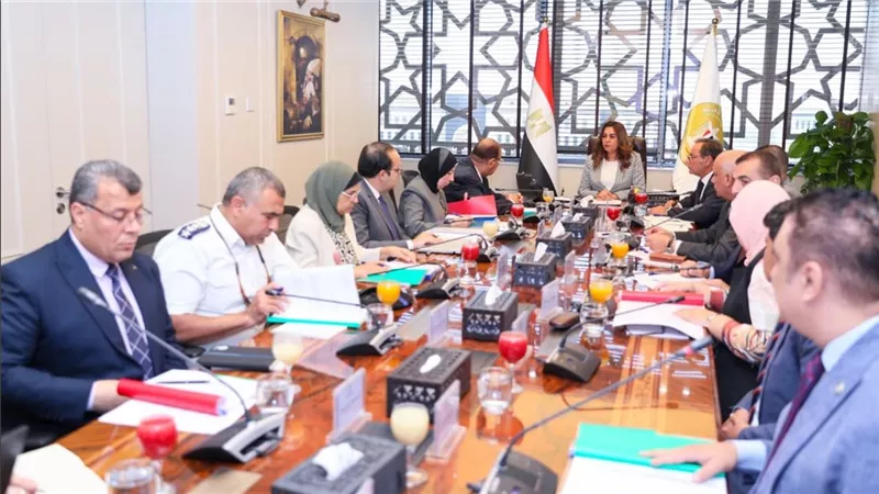 منال عوض: الموافقة على دعم زيادة رأس مال 