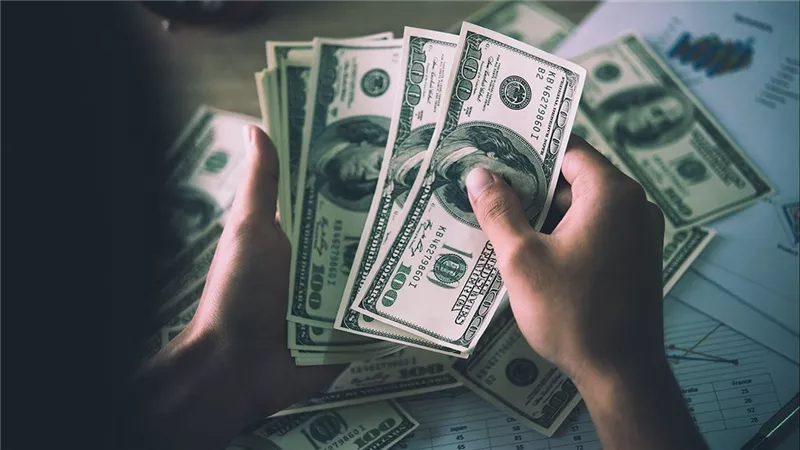 محلل أسواق: فوائد الدين الأمريكي تقترب من تريليون دولار