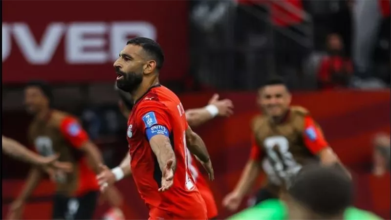 ثلاثي منتخب مصر يزين التشكيل المثالي للمجموعة السابعة في كأس العالم 2026