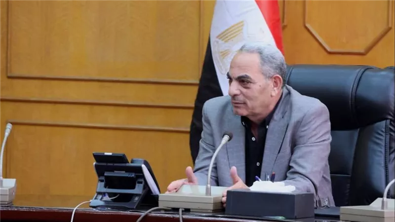 محافظ الإسماعيلية يعتمد نتيجة الشهادة الإعدادية بنسبة نجاح ٧٠.٤٢ ٪