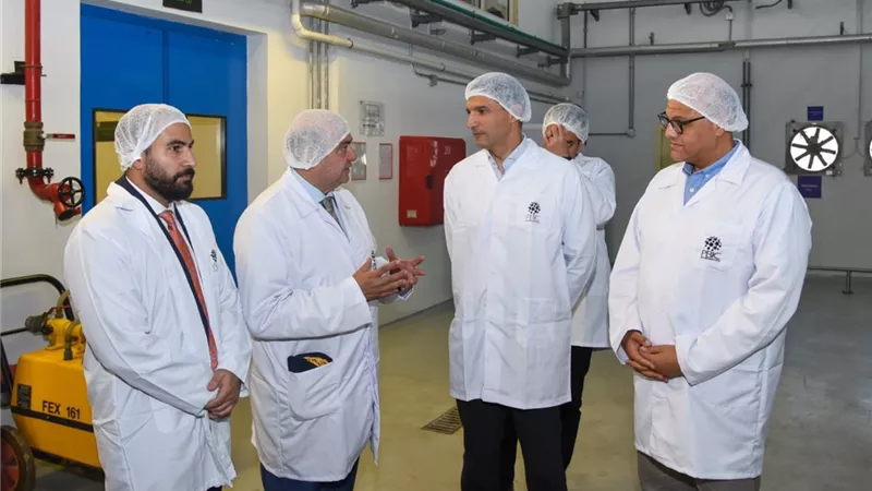 وزير الصناعة ومحافظ الإسكندرية يتفقدان مجمعات مرغم ومصنع الخامات الدوائية
