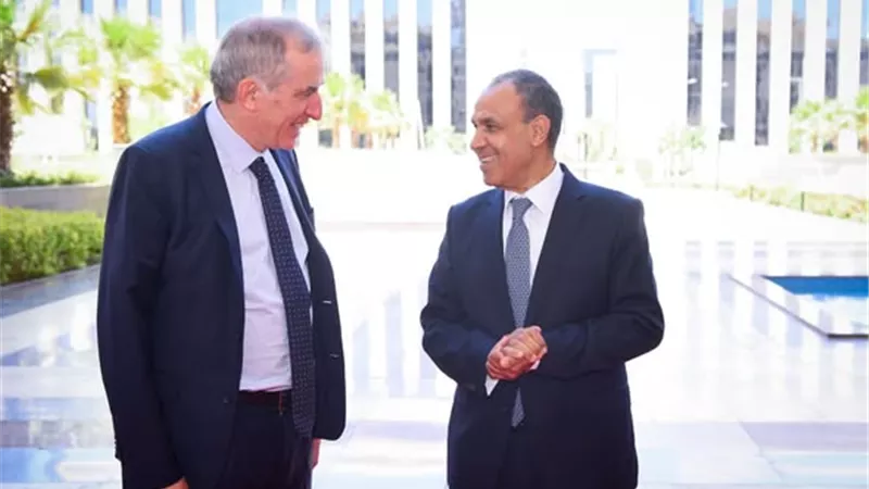 مصر والاتحاد الأوروبي يبحثان مستقبل غزة.. وعبد العاطي يجدد التمسك بحل الدولتين