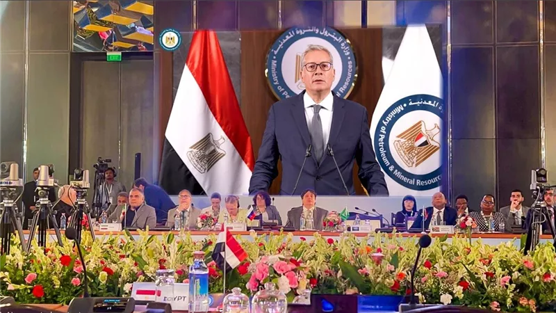 وزير البترول يبحث مع نظرائه بدول البريكس التعاون في مجالات الطاقة والتعدين