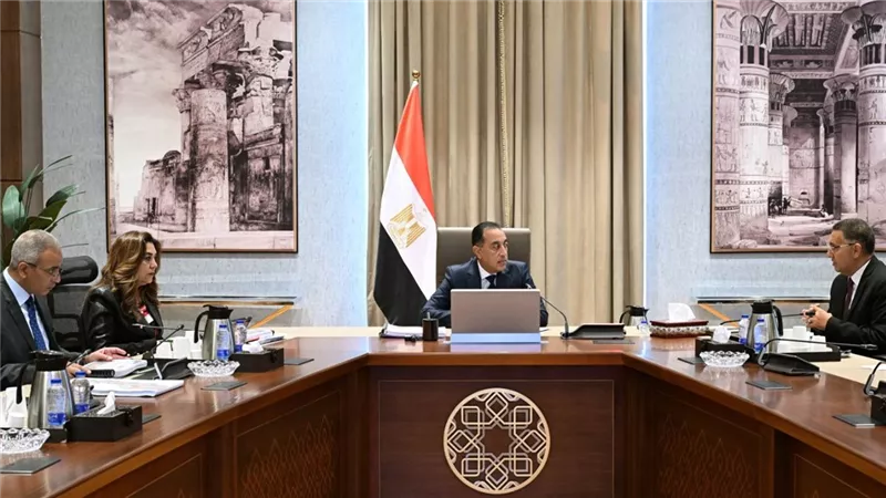 مدبولي يتابع مع محافظ القليوبية الموقف التنفيذي لعدد من المشروعات التنموية والخدمية