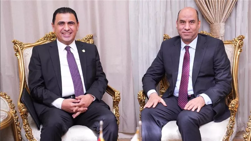 لتأهيل الشباب .. وزير العمل يوجه بسرعة إعداد إطار للتعاون مع جامعة ساكسوني مصر