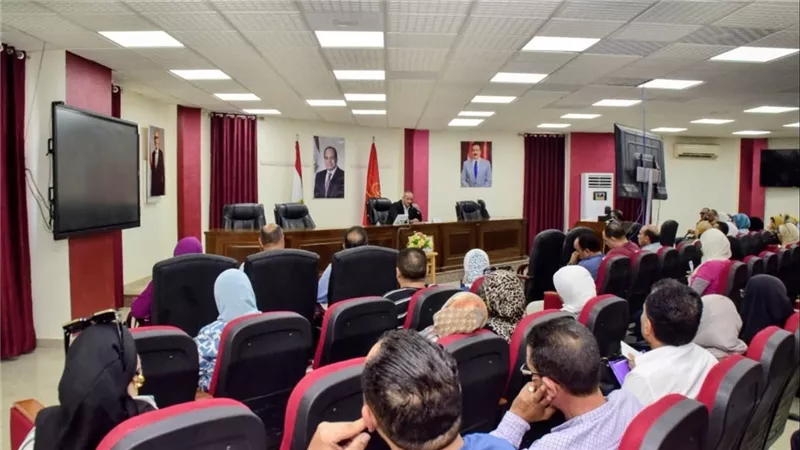تعليم بورسعيد يبحث آليات تطبيق تنسيق القبول بالصف الأول الثانوي العام